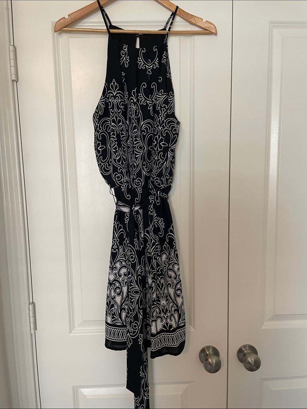 Bisou Bisou NWT Black & White Halter Neck Printed Dress 10